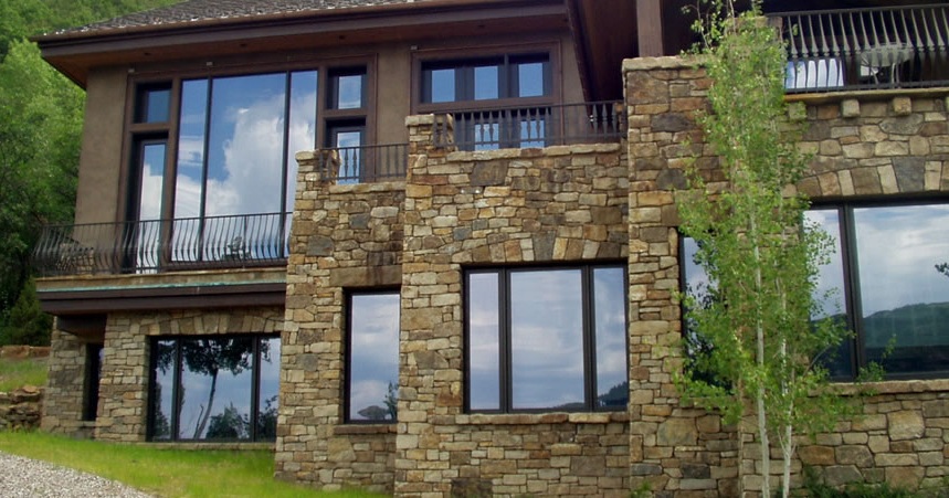 Design Flexibility with Custom Fiberglass Windows 