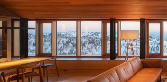 Modern Homes Shine with Sleek Fiberglass Windows AAMA 